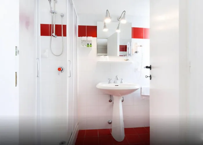 Miralago And Szálloda