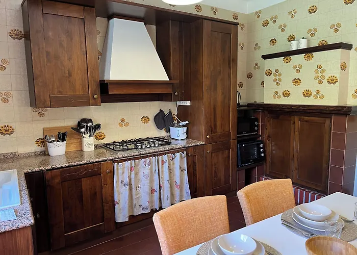 Miralago And Hotel 2*