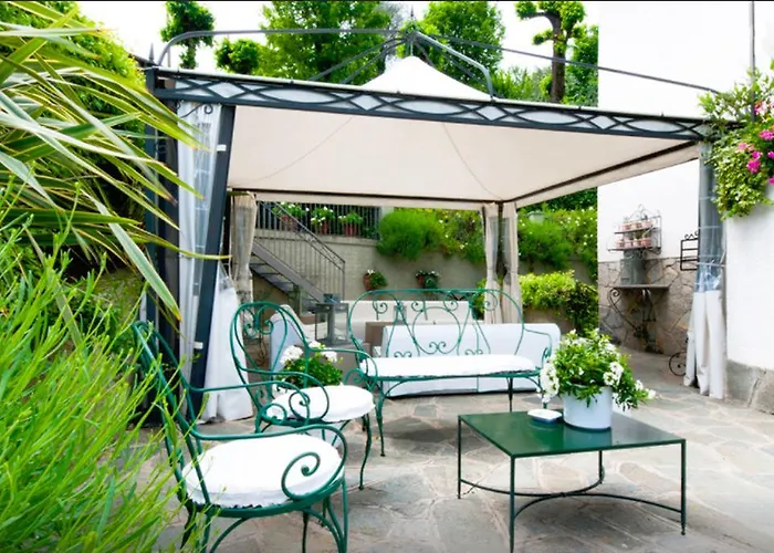 Miralago And Hotel 2*