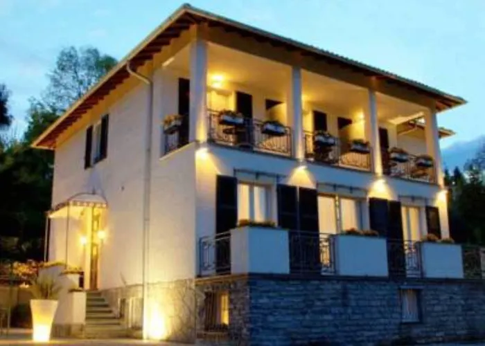 Miralago And Hotel 2*