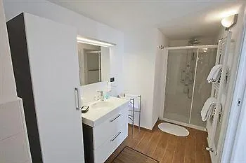 Miralago And Hotel 2*